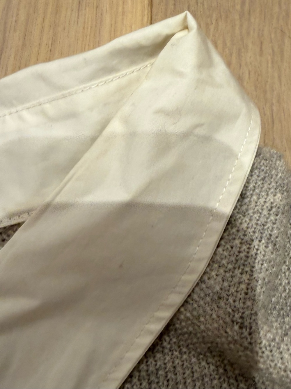 Joie Grey Sweater with White Collar & Hem - Picture 6 of 11